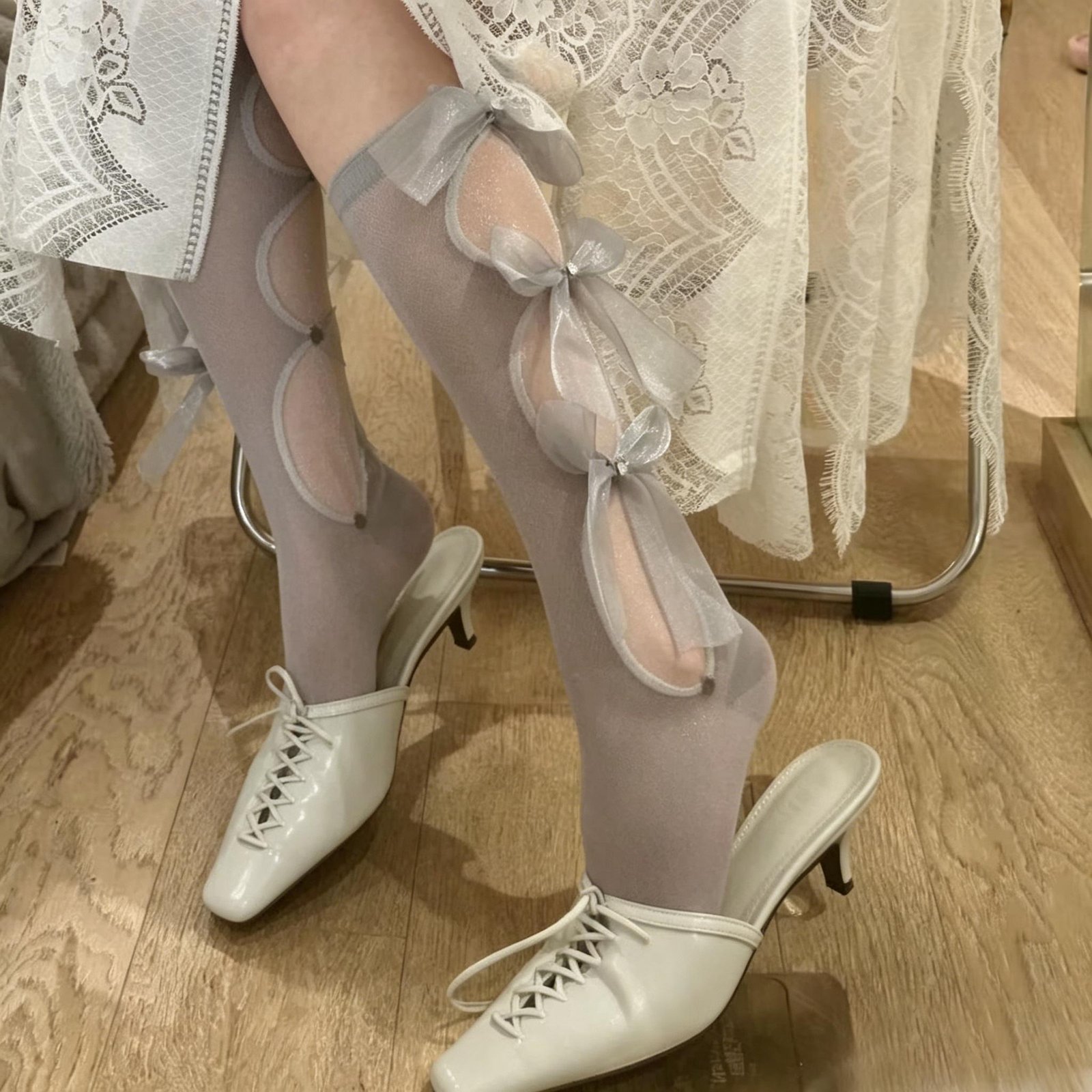 <font dir="auto" style="vertical-align: inherit;"><font dir="auto" style="vertical-align: inherit;">家</font></font> japanese style lolita princess socks: bowknot cutout calf high stockings